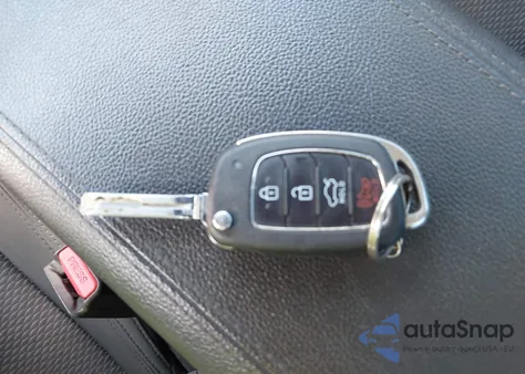 2019 Hyundai Sonata Se z USA, uszkodzony, nr VIN 5NPE24AF2KH764495